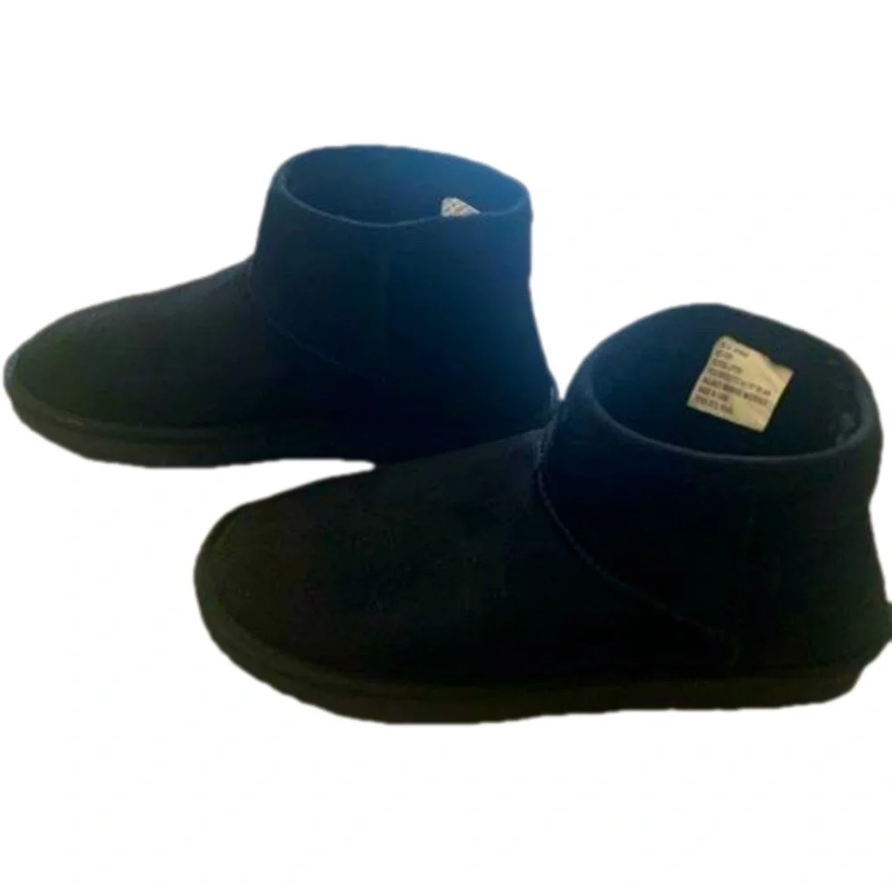 Arizona Jean Company Black Suede Ankle Snow Ugg Booties